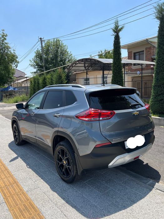 Tracker Premier Plus 2025