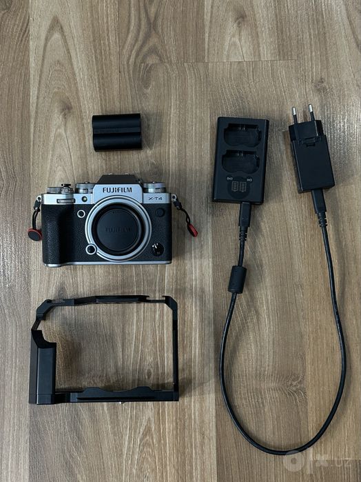 Fujifilm X-T4 body
