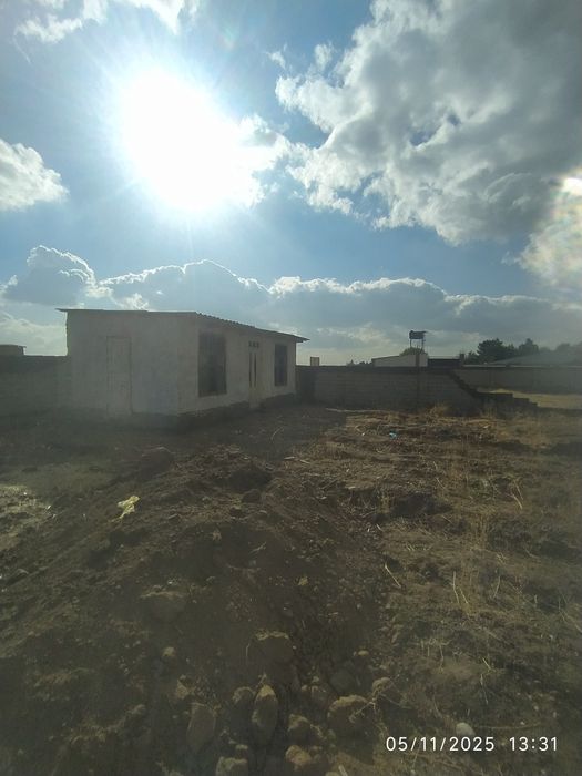 Yashnabod tumani arzon uchaska sotiladi 6 sutik