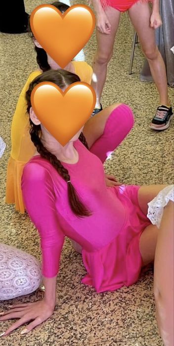 Трико с пола на Maxima Sport, подходящо за танци или балет