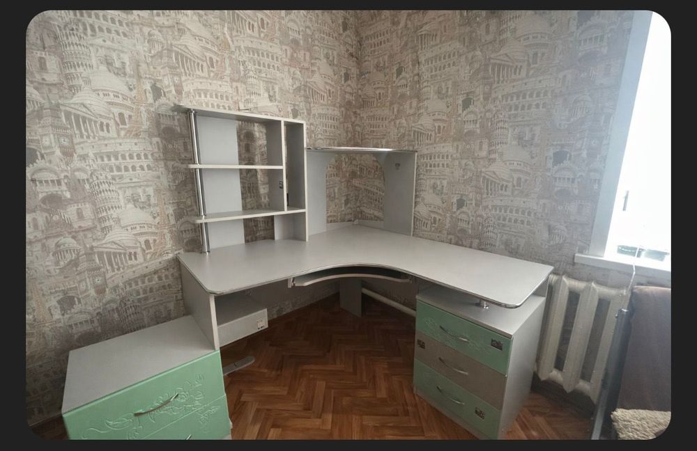 Продам детский спальный гарнитур