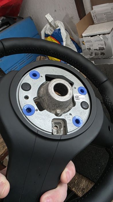 Volan bmw m  f10 f01 f12 f06 f11  ca nou