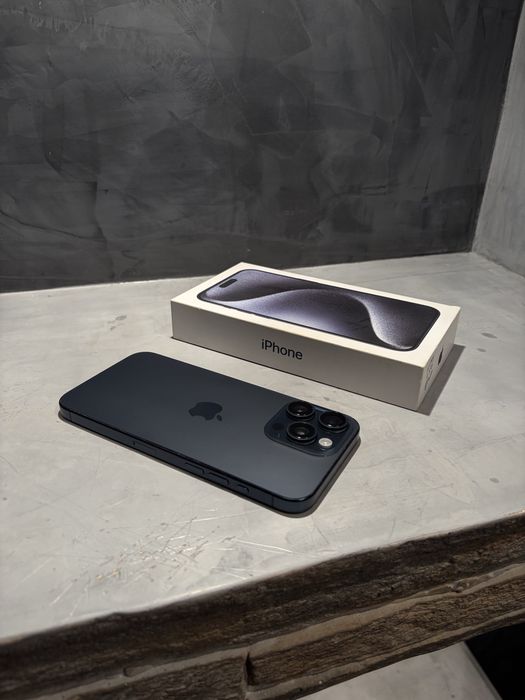 100%! КАТО НОВ Iphone 15 Pro Max Blue Titanium