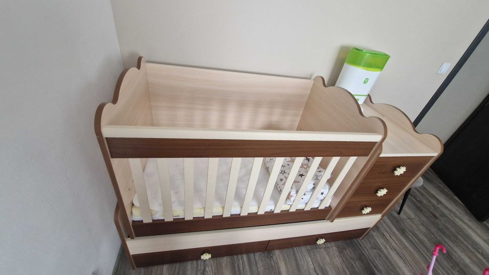 Продавам  Кошара