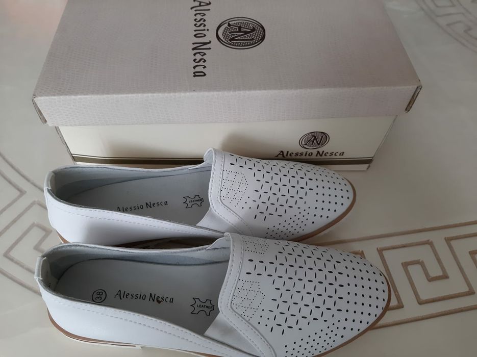 Туфли лоферы кожаные