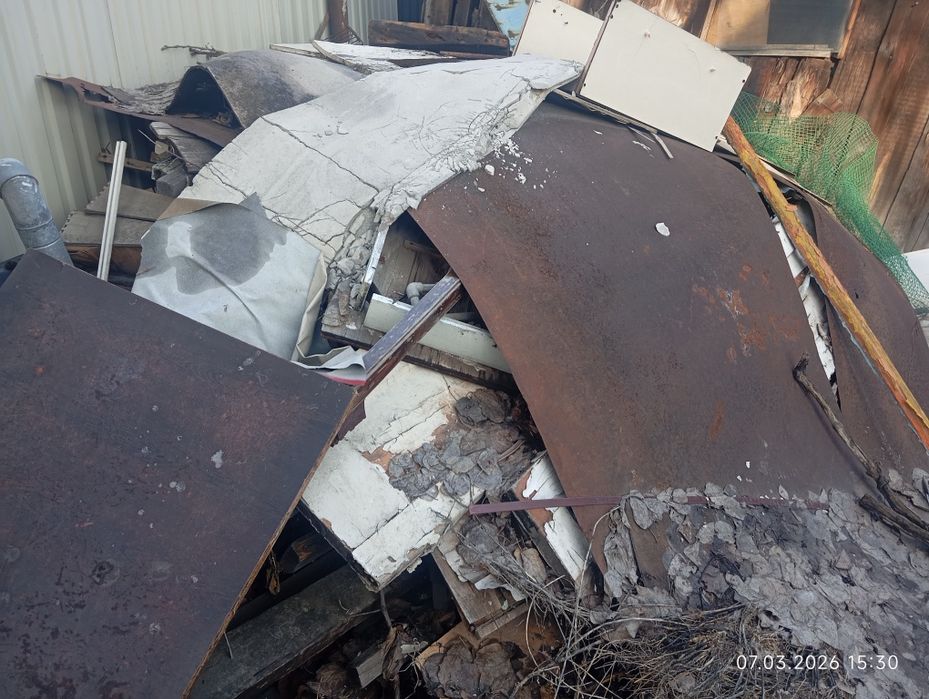 Отдам доски и ветки