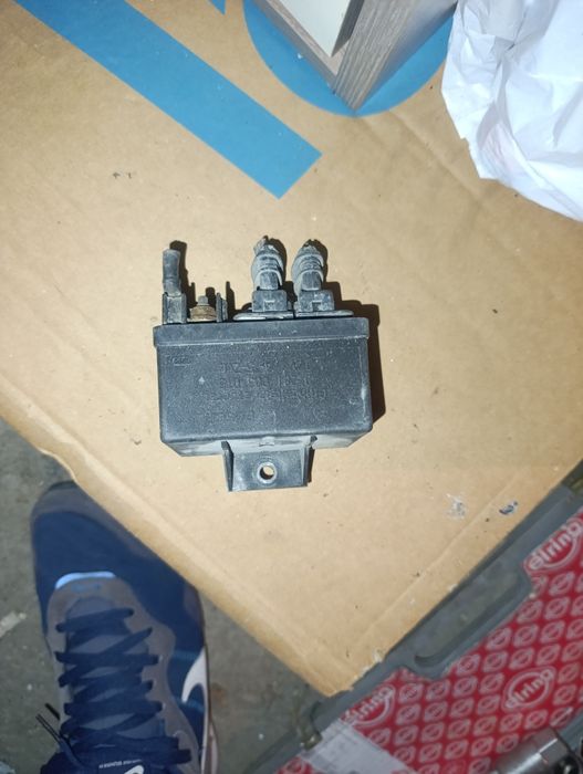 Реле подгревни свещи Фиат Пунто Fiat Punto