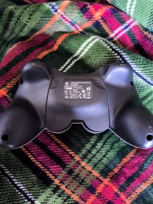 Джойстик logitech