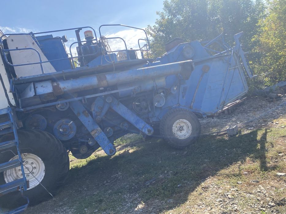 Комбайн Енисей 1200 год 2011