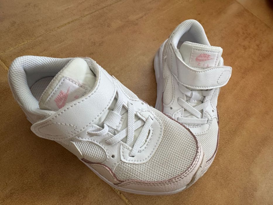 Маратонки Nike air max