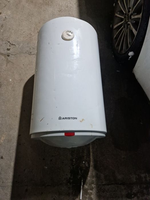 Аристон сатылады