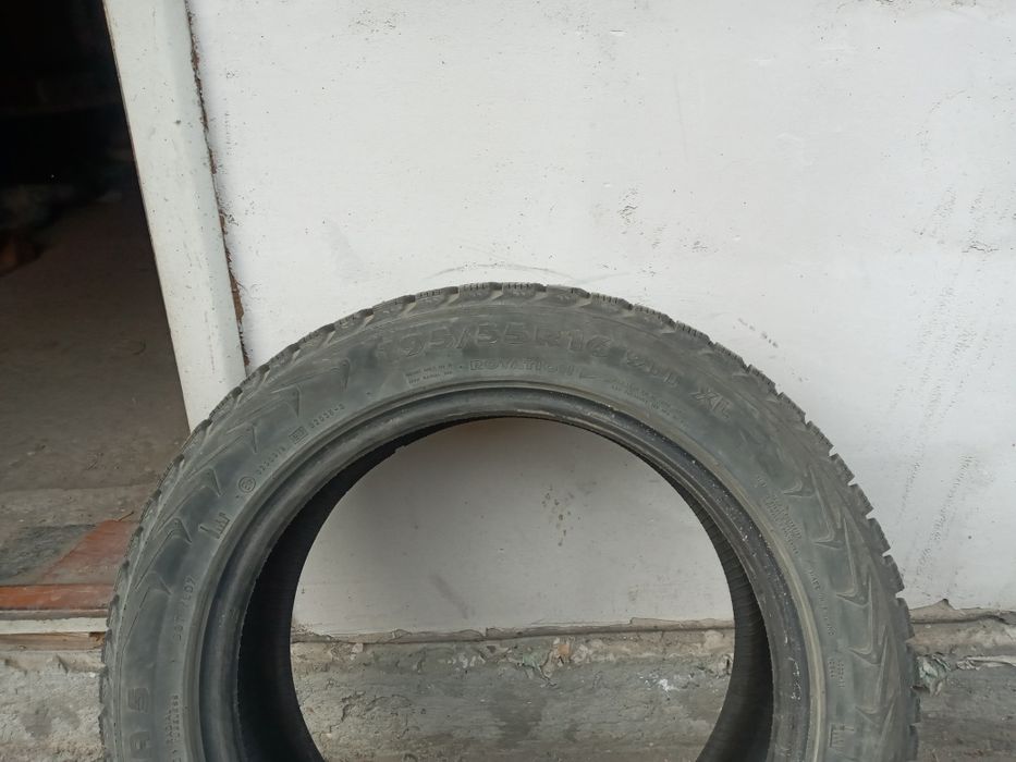 Продам шины зимние