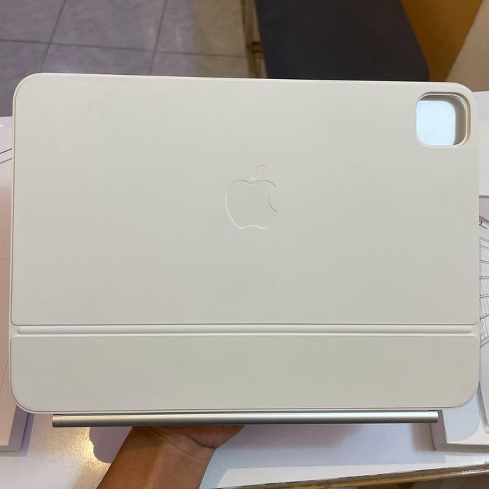 iPad 11 Magic Keyboard For M4,M5