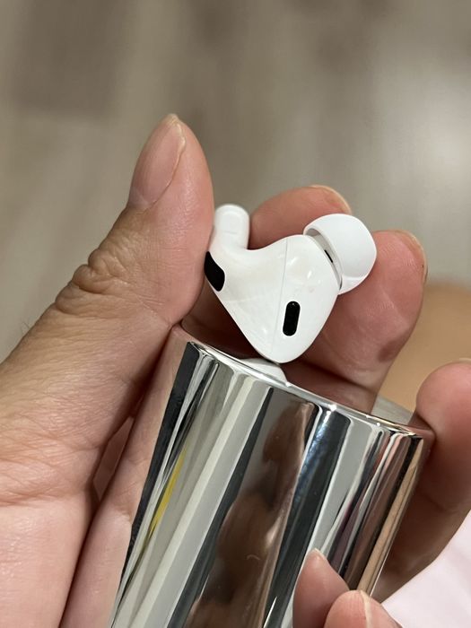 Airpods pro 2 поколение левый оригинал