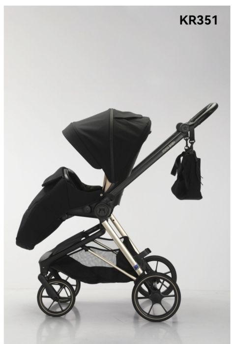 Срочно продаю детскую коляску