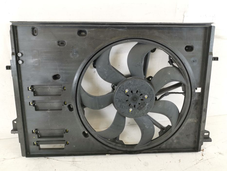 Електровентилатор Радиатор Рено Каджар / Renault Kadjar Оригинален, в