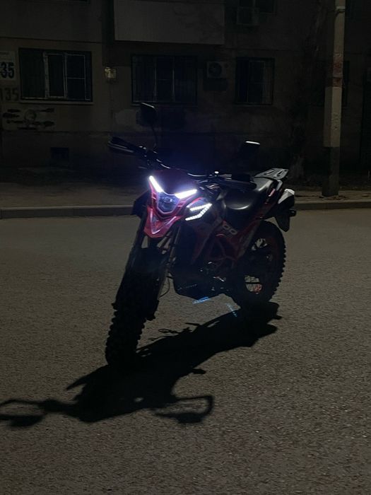 Мотоцикл SYCMCC 300