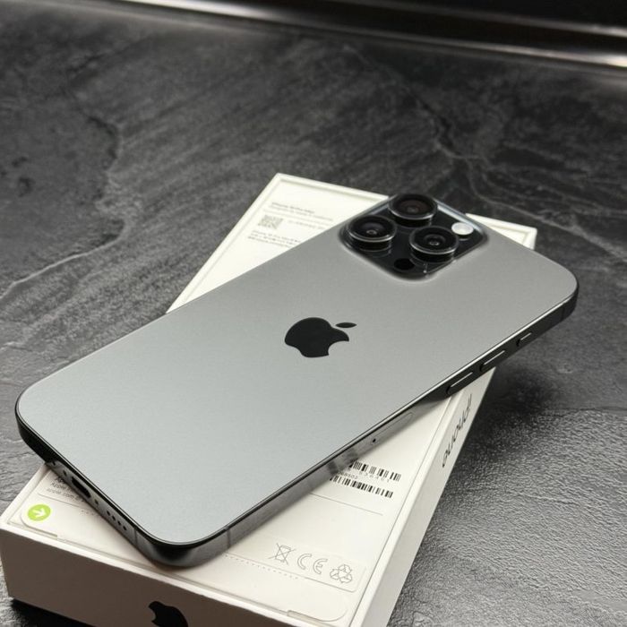 Айфон 16 про макс 256 100%