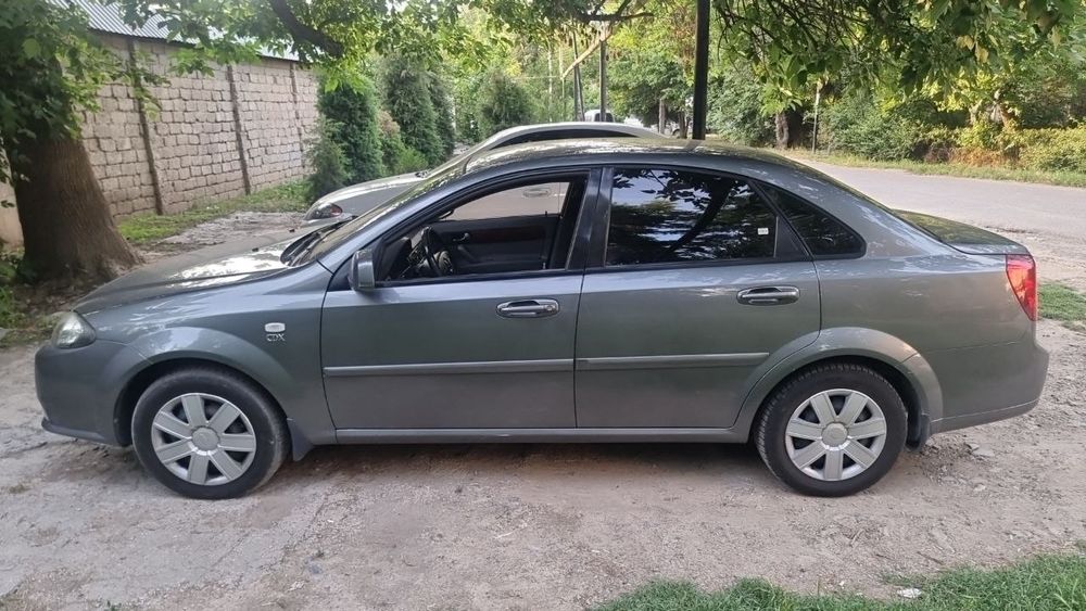 Продам gentra в отличном состоянии