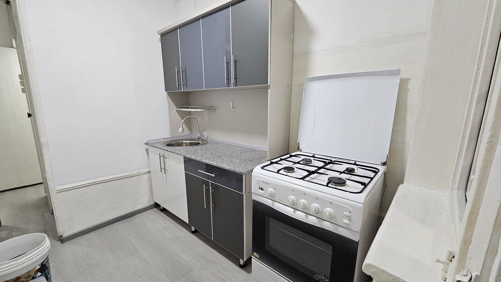 Аренда Квартиры 1 этаж  микрорайон детская больница  вдоль дороги  51