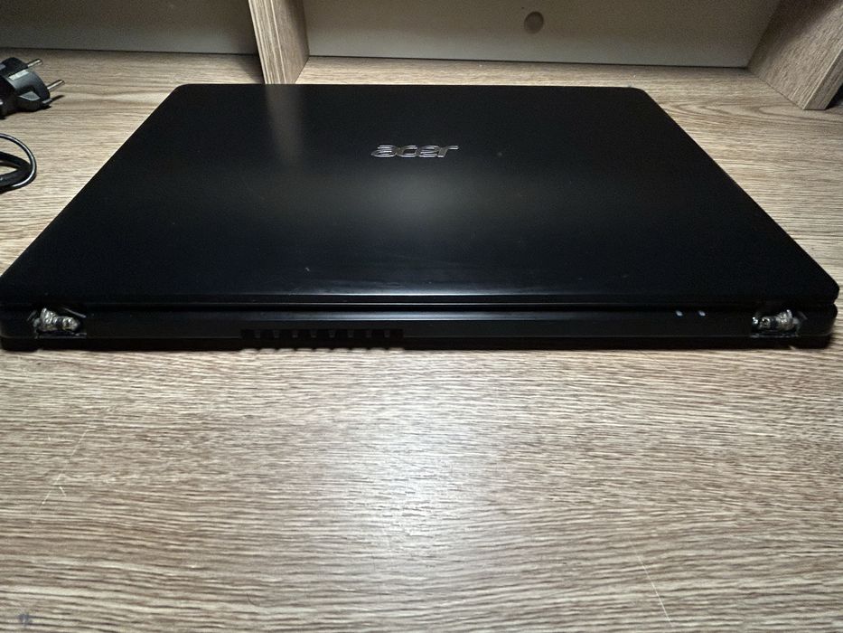 Acer Aspire 3.