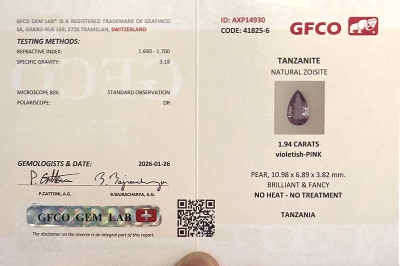 Танзанит розов с швейцарски сертификат