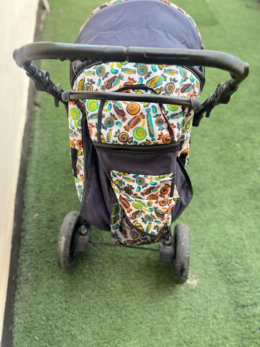 продам детскую коляску с сумкой