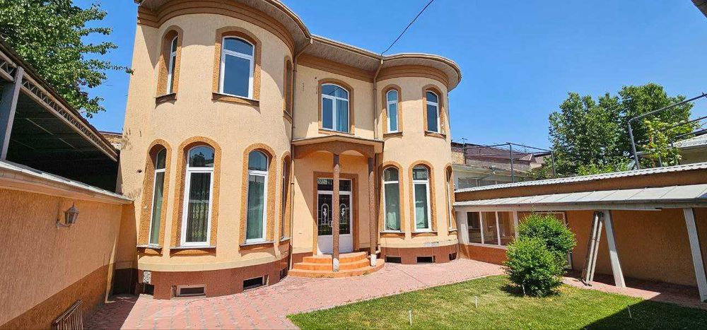 Срочно Учтепа тумани Хондамир махаллада яхши уй сотилади.