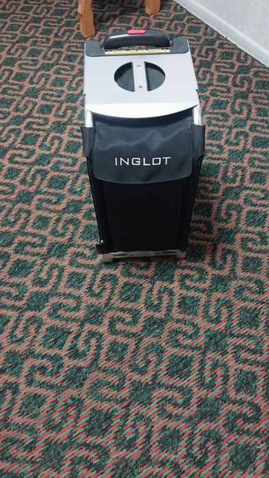 Inglot Makeup Case Pro Artist кейс для визажистов
