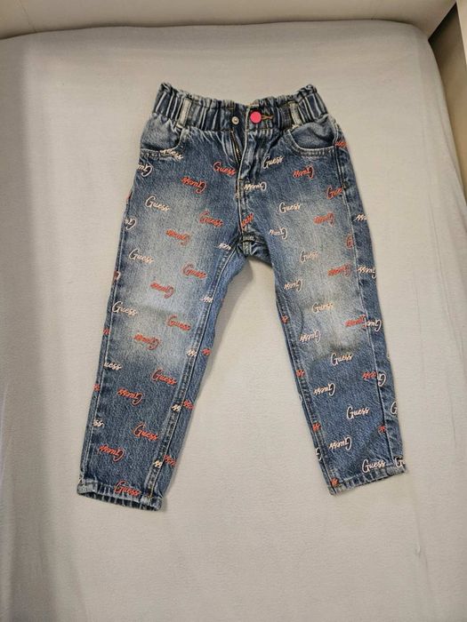 Дрехи GUESS за момиче 4 г.