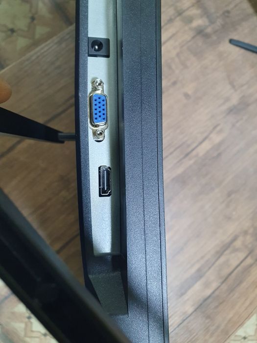 МОНИТОР 24 диагональ 75грц Идеал холатда