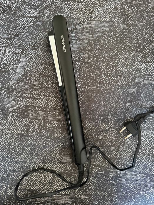 Преса за коса Керамична 35W Iso beauty НОВА