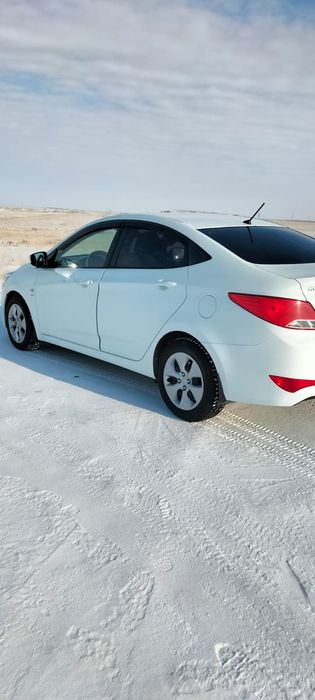 Продам Hyundai Solaris 2015