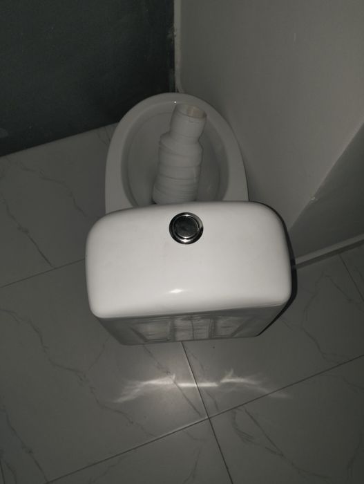 Продам Унитаз б/у