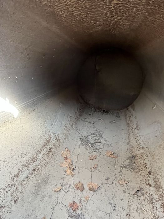 Suv bochka sotiladi suv tortadigani bilan birga