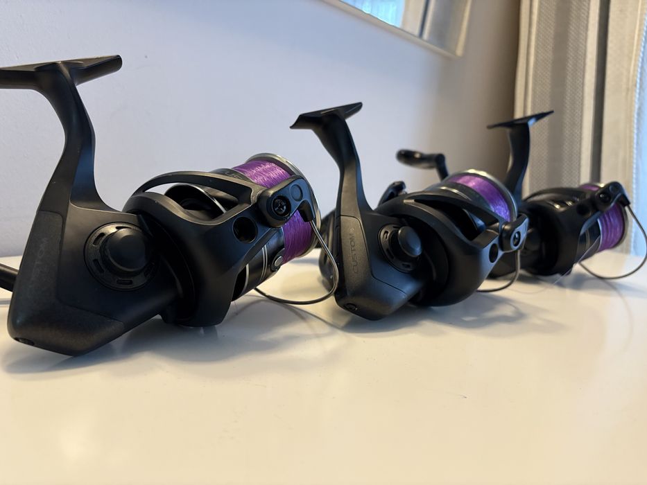 Vand 3 mulinete Okuma Custom 7000 ca noi!