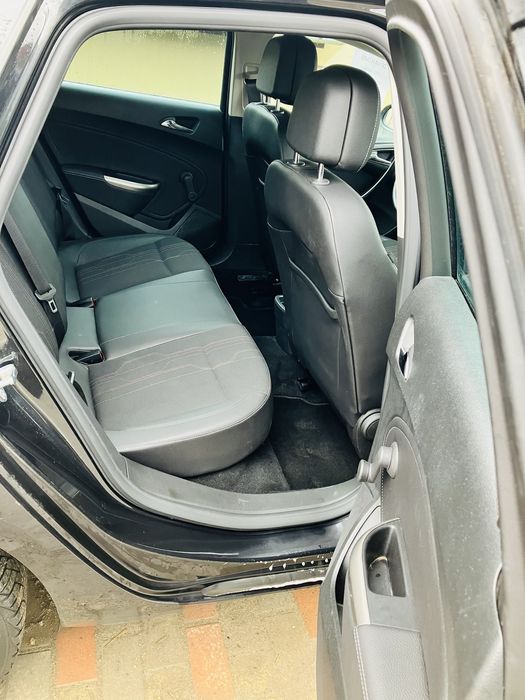 Opel Astra J  an 2012 neinmatriculata