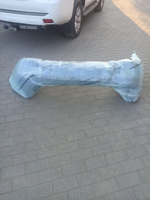 Продам задний бампер