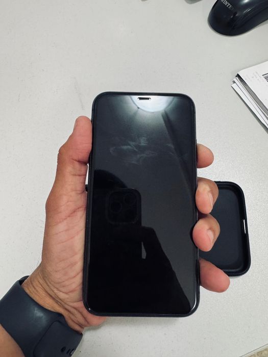 Айфон 11 128гб емкость 78 без ремонт