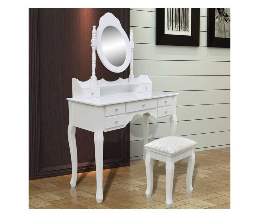 Тоалетка със стол