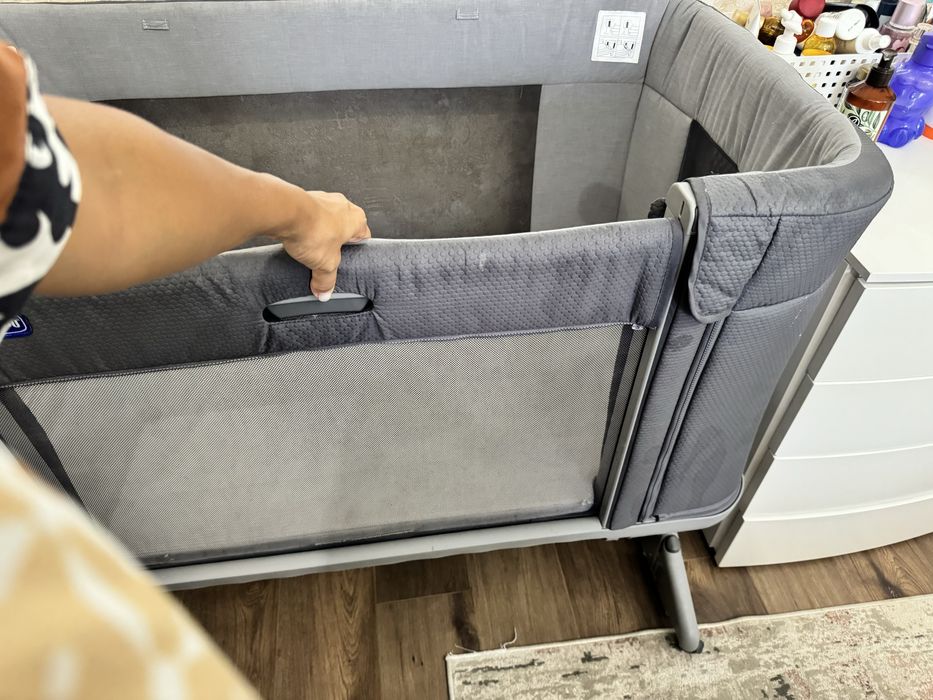 Продается детский манеж кровать от chicco