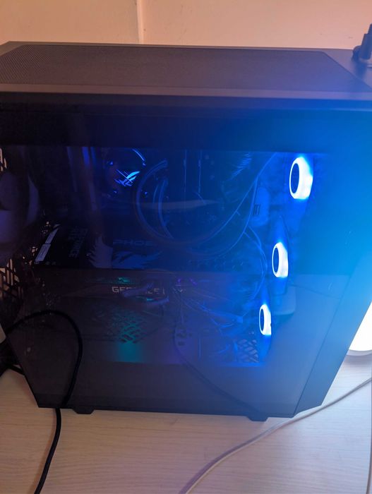 PC GAMING i5-13600K | RTX 3070 | 32GB DDR5 | 4 SSD-uri