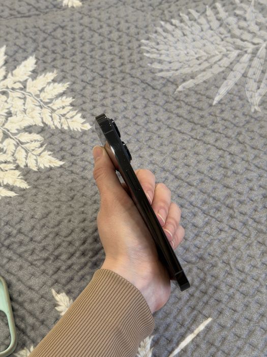 Продам айфон 14про