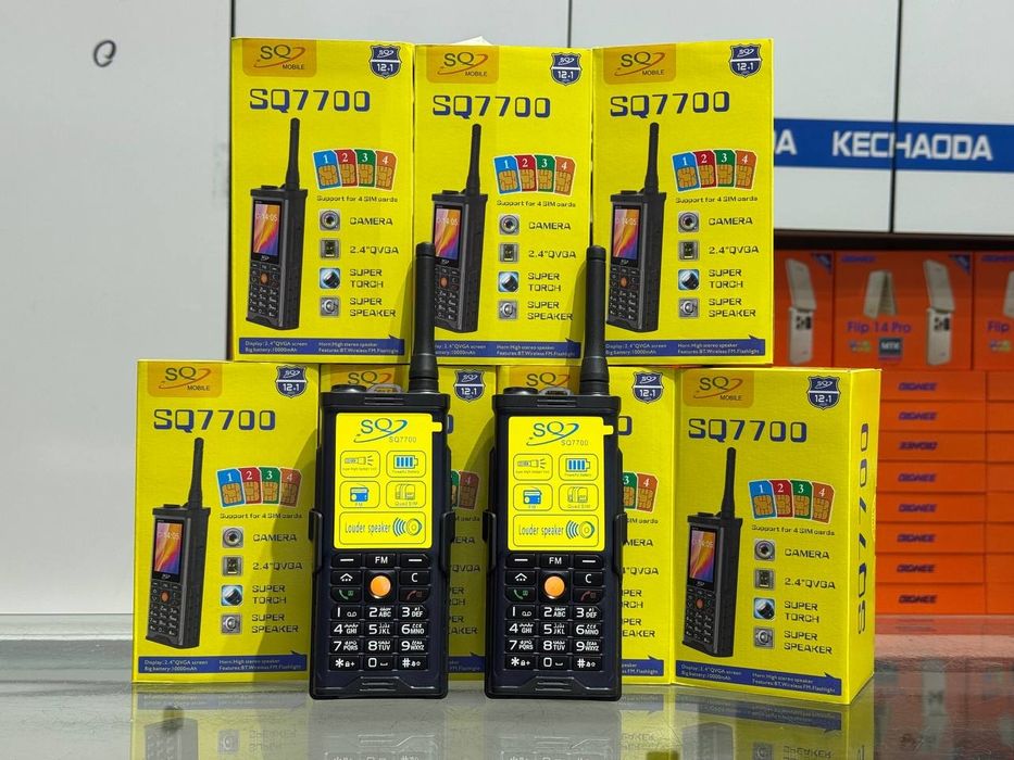 YANGI Tugmali antennali telefon SQ 7700 | 4 SIM | 10000mAh / Fonarik