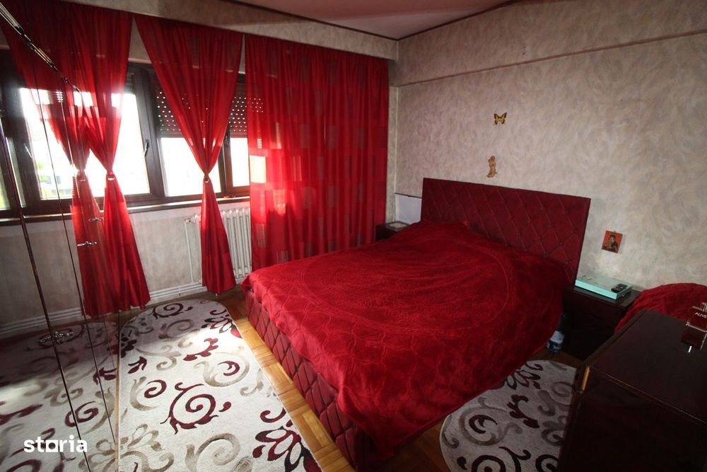 Închiriez apartament 2 camere în Hunedoara, Micro1-Bd.Libertății, 57mp