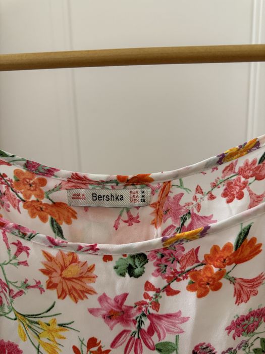 Летний топ Bershka