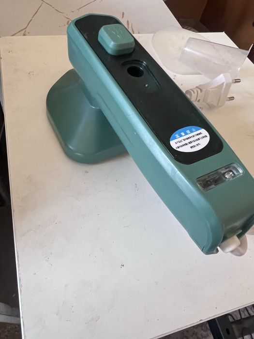 Портативный утюг