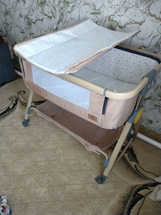 Десткая кровать б/у