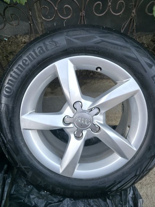 Vand Jenti Audi R16