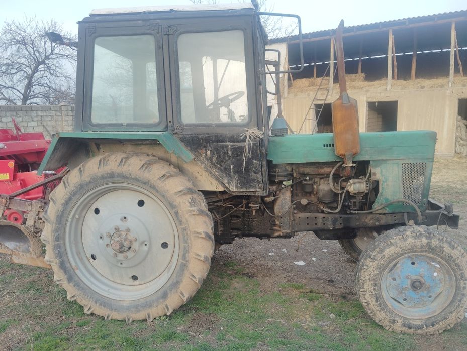 МТЗ 80 беларус 80 трактор сотилади